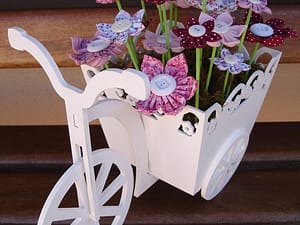 Корзинка для цветов велосипед